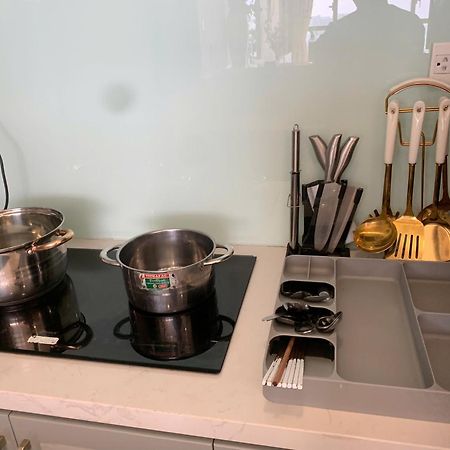 Olala Apartment - Infinity Signature Ho Chi Minh City Bagian luar foto